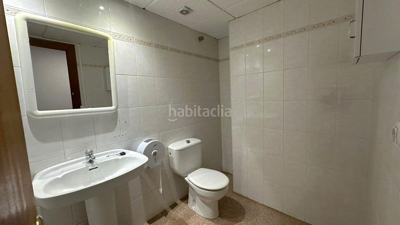 Foto dce03a1f-5299-42d6-b7c6-2f2e47e2f698. Affitto ufficio in Sax
