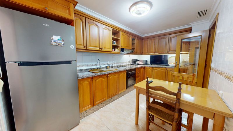 Foto 58b255ad-ef9d-444a-8bc6-ae4e32fb2415. Appartement avec parking dans Las Trescientas-San Francisco-Ciudad Vergel Elda