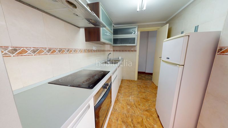 Foto dfa6f2d9-b36c-43ef-8fe6-3a0b5beaceb0. Pis a Fraternidad Elda