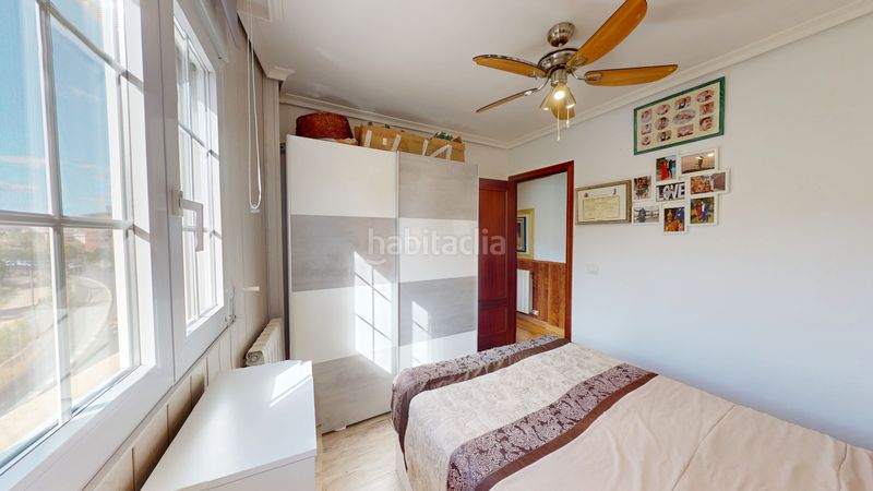 Foto 4e0a2cd9-c32e-4762-b419-b5262d52ab3b. Pis a Zona Nord Alcoi