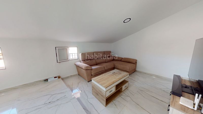Foto 1818da4a-7ce6-4351-86d4-43172aed8ebf. Casa adossada a Sax