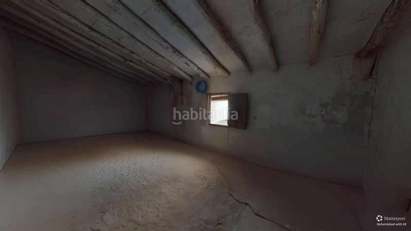 Foto d48a12af-a240-4771-942d-126826391878. Casa adossada a Sax