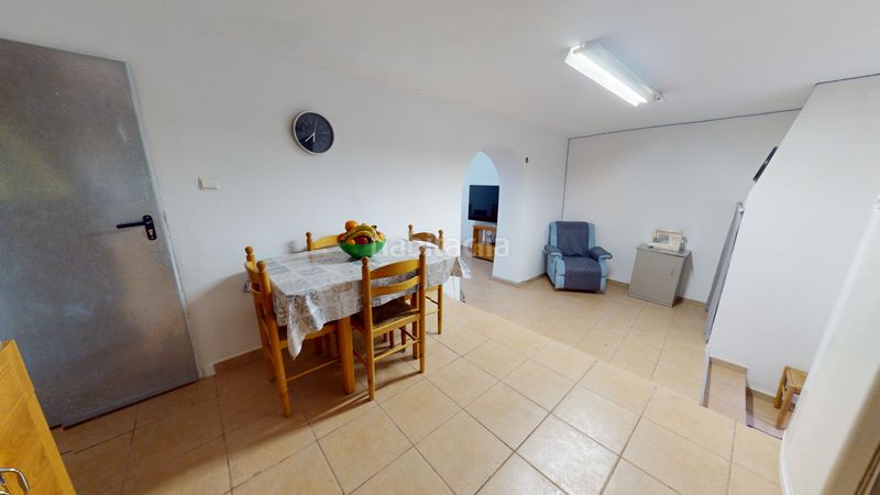 Foto dd39694c-2ec1-4a70-bfc9-aa1192b1bc2e. Casa adossada a Sax