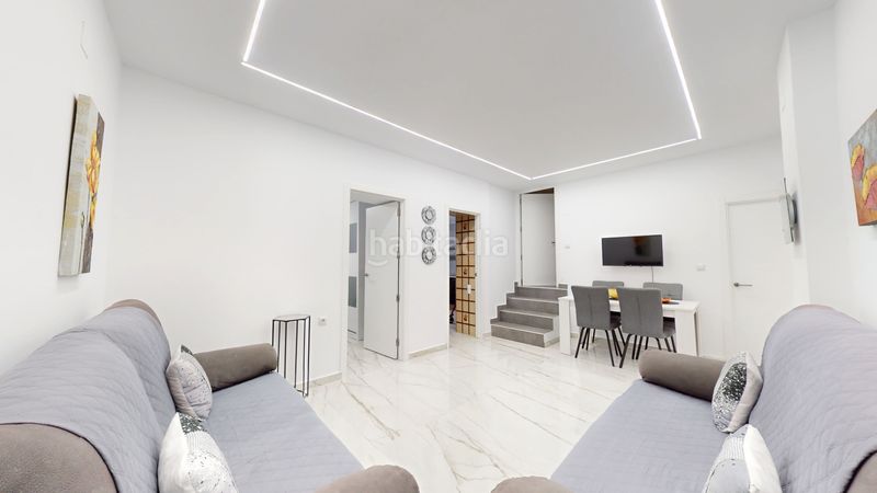 Foto e4c44e9d-51c6-443a-8fde-abf823f2f1e4. Casa adossada a Sax