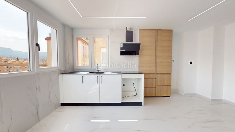 Foto 4f80e199-eeff-42de-93c3-2ebdb186e491. Pis amb aparcament a Petrer