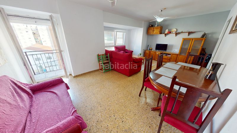 Foto 627f9f34-b7ae-447e-a773-560055cafb73. Pis a Zona Nord Alcoi