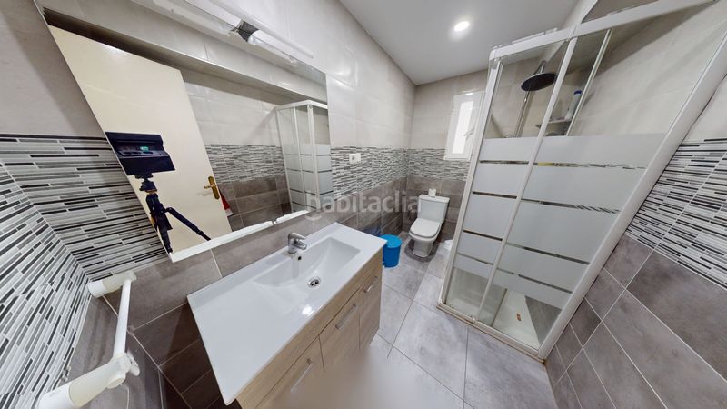 Foto 8dfcc420-a7ff-44f2-908b-3284e8696250. Pis a Zona Nord Alcoi