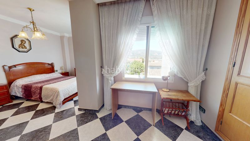Foto 7c5b42f8-d85f-44fc-b7a7-4f6da3517371. Casa a Centre-Zona Alta Alcoi