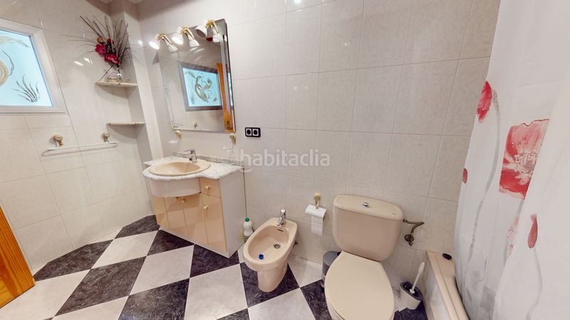 Foto d883f4d2-dae3-4e9d-b33b-b12149980598. Casa a Centre-Zona Alta Alcoi