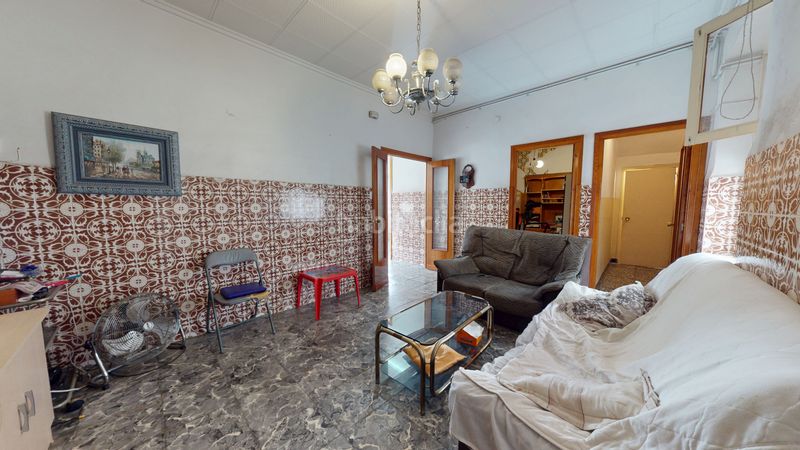 Foto 7942725a-a890-40f3-9464-5303006d12a6. Planta baja en Plaza Castelar - Mercado Central Elda