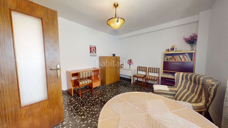 Foto 4c410f08-182d-411f-8936-792181c881a8. Flat in Plaza de Toros-Avenida Chapí-Trinquete Elda