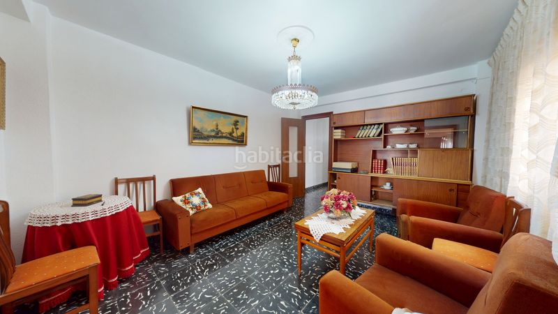 Foto b8a0c19b-c661-4d74-a3a0-07ec5f6f9eaa. Flat in Plaza de Toros-Avenida Chapí-Trinquete Elda
