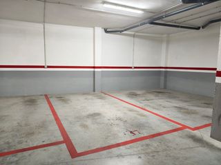 Affitto Posto auto  Calle ortega y gasset. Alquiler de plaza de garaje en pleno centro de elda