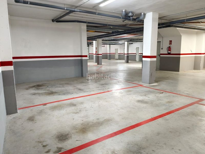 Foto 5d4f8d16-6356-4f94-8769-c920c54e3efa. Lloguer aparcament cotxe a Centro Elda