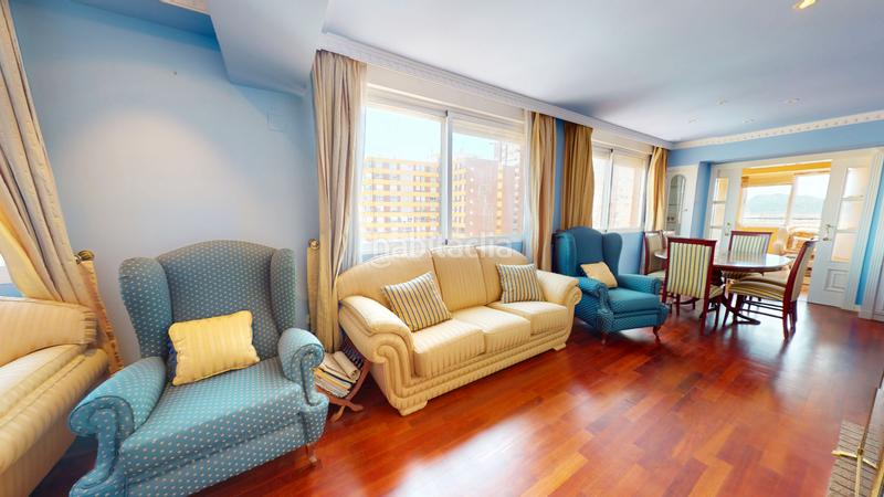 Foto 24452200-9bdd-408d-9167-320429ee805d. Attique avec cheminée parking dans Plaza de Toros-Avenida Chapí-Trinquete Elda