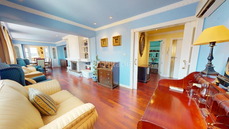 Foto ad6d954b-042c-489e-a7b3-fefa671bfb22. Penthouse with fireplace parking in Plaza de Toros-Avenida Chapí-Trinquete Elda