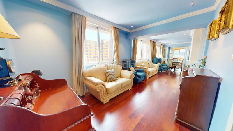 Foto aee9f93c-e6c0-47dc-9c04-e427e4fe4bf1. Penthouse with fireplace parking in Plaza de Toros-Avenida Chapí-Trinquete Elda