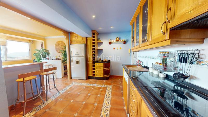 Foto c1297560-e132-4848-9cc5-361c5bcf0607. Penthouse with fireplace parking in Plaza de Toros-Avenida Chapí-Trinquete Elda