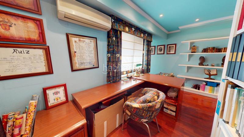 Foto e522a6bd-c0eb-405e-9b80-b7a45fa5bf08. Penthouse with fireplace parking in Plaza de Toros-Avenida Chapí-Trinquete Elda