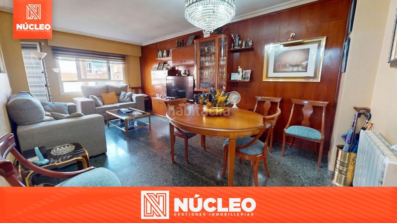 Foto db4a52c1-2560-42a6-a2fc-2564c180d227. Pis a Eixample Alcoi