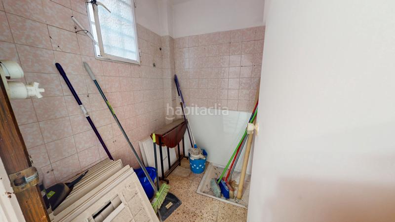 Foto 74bd14a1-012f-43fa-bf6d-6c2de53cd7d8. Lloguer local comercial a Cocentaina