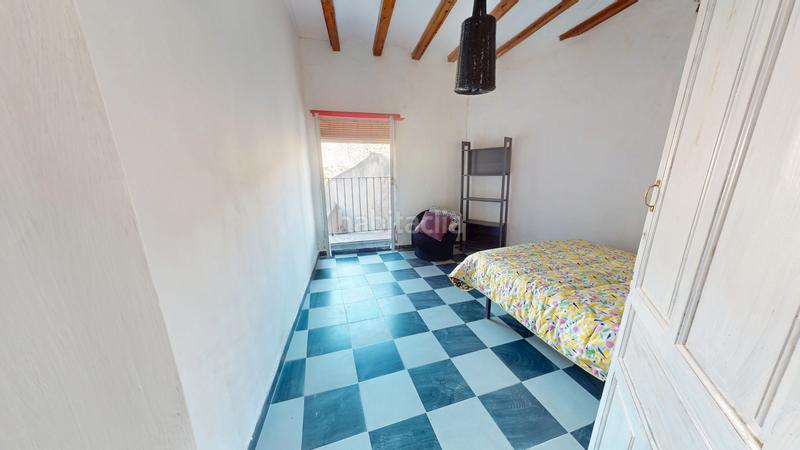 Foto 8736b449-97b6-453f-bb15-fcb55596b9d9. Casa adosada casa de pueblo en venta en calle sant francesc de paula en Gaianes