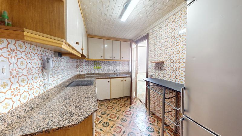 Foto 63b15691-1c88-432f-94e7-2d2e34c9f3c2. Piso  en venta en calle pedro amat en San Crispín-Huerta Nueva-Estación Elda