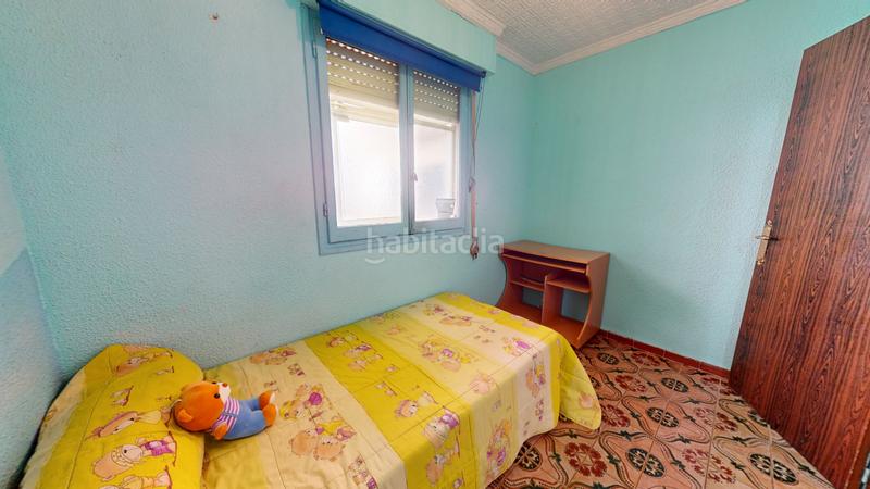 Foto 80dc3a92-8943-4b78-ac04-2ef187b9ea02. Piso  en venta en calle pedro amat en San Crispín-Huerta Nueva-Estación Elda