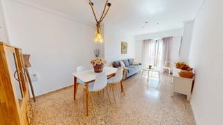 Pis  Calle jamaica. Luminoso piso con ascensor en sax