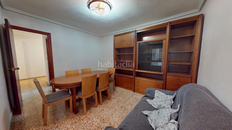 Foto 9d962f0a-79e1-4a79-bd1b-5dd2d59b7bdd. Etagenwohnung in Plaza de Toros-Avenida Chapí-Trinquete Elda