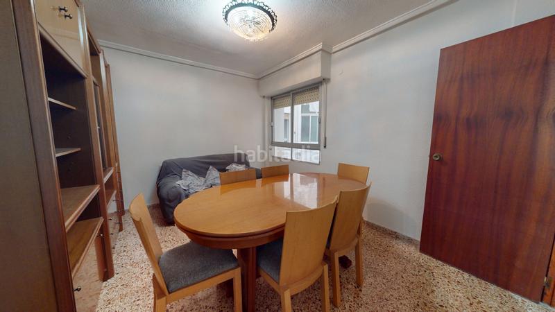 Foto d2f87200-09ad-43dc-8359-b8188fef926b. Etagenwohnung in Plaza de Toros-Avenida Chapí-Trinquete Elda