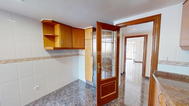 Foto 403da758-acc0-432f-b01c-a3c3c221ea2e. Pis amb calefacció a Zona Nord Alcoi