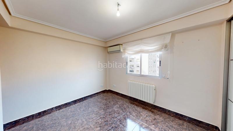 Foto b0abd2f7-6256-45c9-8899-5fdbaeca7ccd. Pis amb calefacció a Zona Nord Alcoi