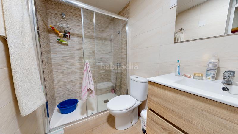 Foto df5e11d1-420d-4fe8-8b4c-0f14a8ace0ca. Casa a Centro Elda