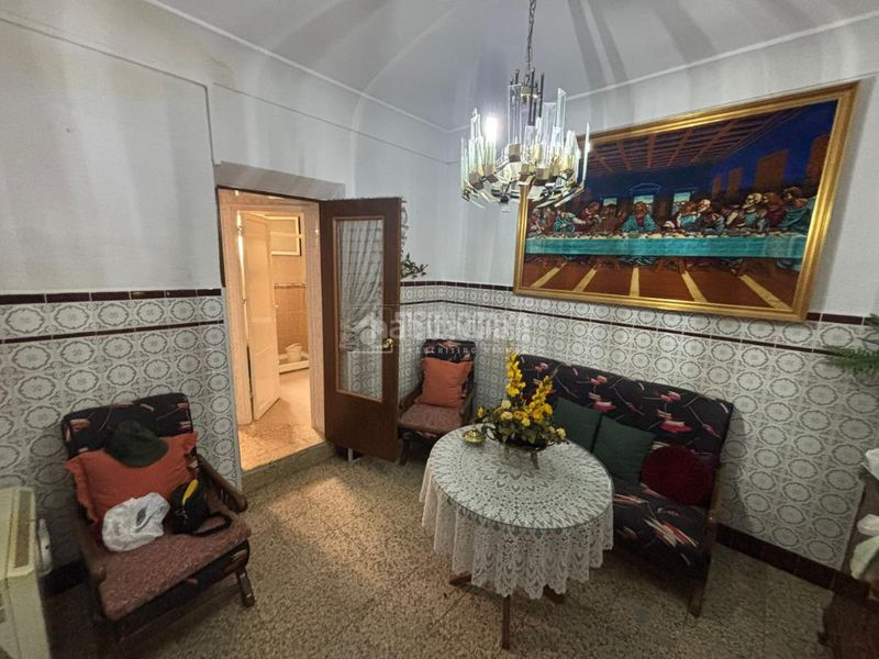 Foto de3ca7a5-b9f1-4277-91c5-68adb67ea659. Casa aparellada a Centro Puertollano