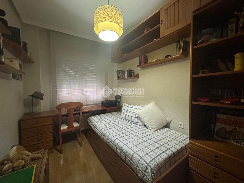 Foto 5b02c2a3-d15f-4081-93cb-6d4bbfb071cb. Pis a Centro Puertollano