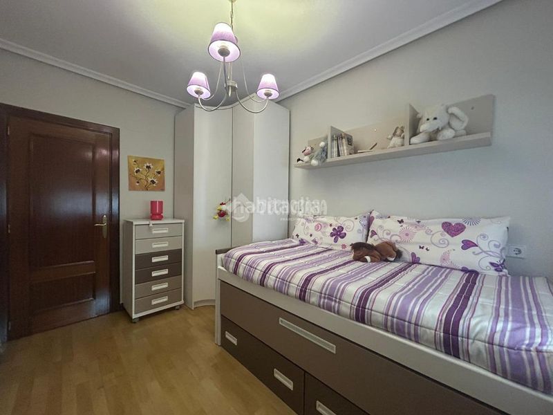 Foto dbd08a87-251d-4054-a319-47c4365c47cc. Pis a Centro Puertollano
