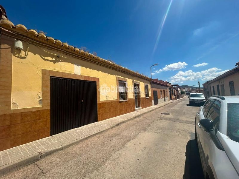 Foto 557665bc-4560-4b5b-b7b1-189291feea34. Casa aparellada a Carretera de Córdoba - Libertad Puertollano