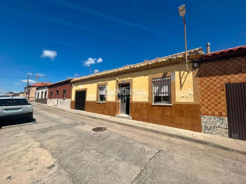 Foto afdd1c45-8327-4b90-8417-74a367751259. Casa aparellada a Carretera de Córdoba - Libertad Puertollano