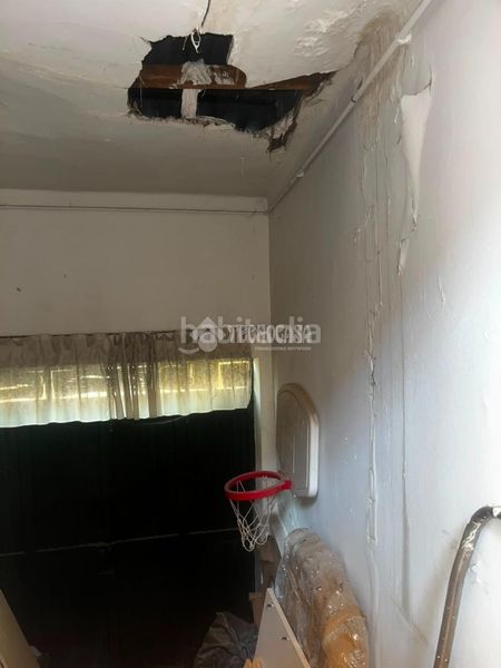Foto 3f6b7e0e-c25b-42d0-8a2e-b9d5caa1bf34. Casa aparellada a Centro Puertollano