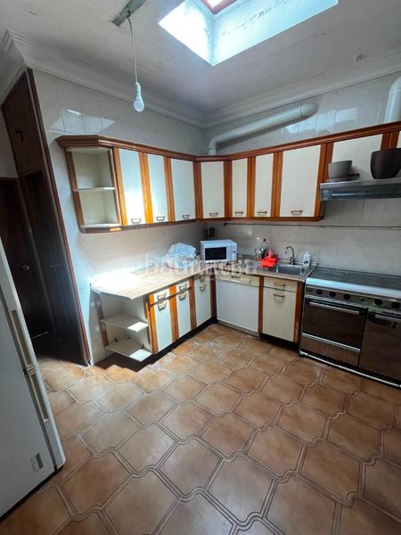Foto 43fdaaea-4540-4a6e-aca5-10ce0ae902ce. Casa aparellada a Centro Puertollano