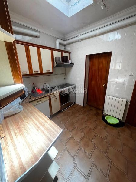 Foto 66544a8d-2de6-43a0-86bd-a8f75d17ad06. Casa aparellada a Centro Puertollano