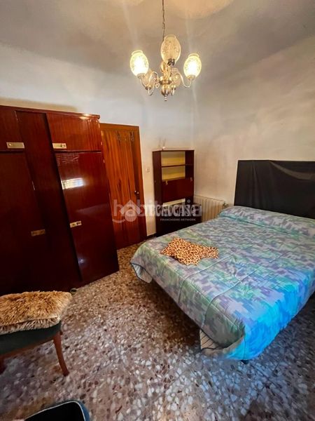 Foto 7f64e344-177e-4f3c-9a76-44eb2a4ba24b. Casa aparellada a Centro Puertollano