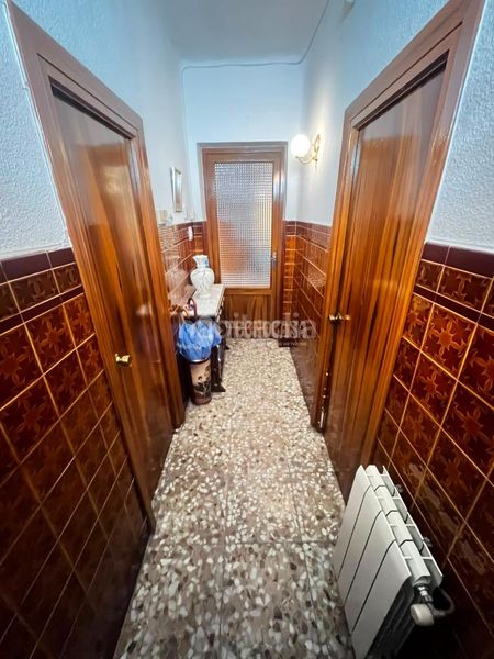 Foto e39c5fc0-4c58-4e70-8bcd-5425d03f2133. Casa aparellada a Centro Puertollano