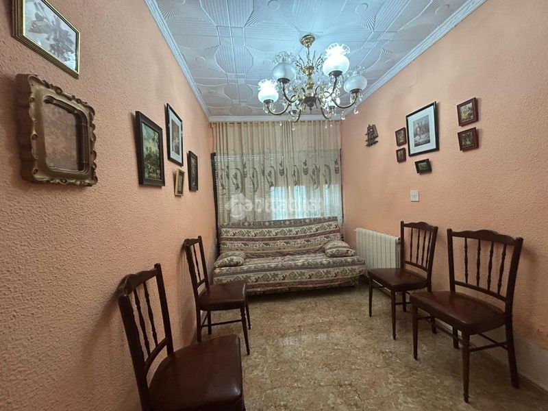 Foto bd6e2c72-f699-44cc-a617-f5dcf83e72f1. Casa aparellada amb calefacció a Argamasilla de Calatrava