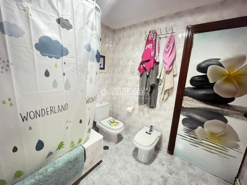 Foto 778572b9-57ce-4edb-87e6-e6cc2f28fa2f. Towny house with heating in Carretera de Córdoba - Libertad Puertollano