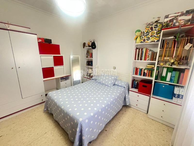 Foto 96686021-accd-475c-8da3-43f81e1faf4f. Towny house with heating in Carretera de Córdoba - Libertad Puertollano