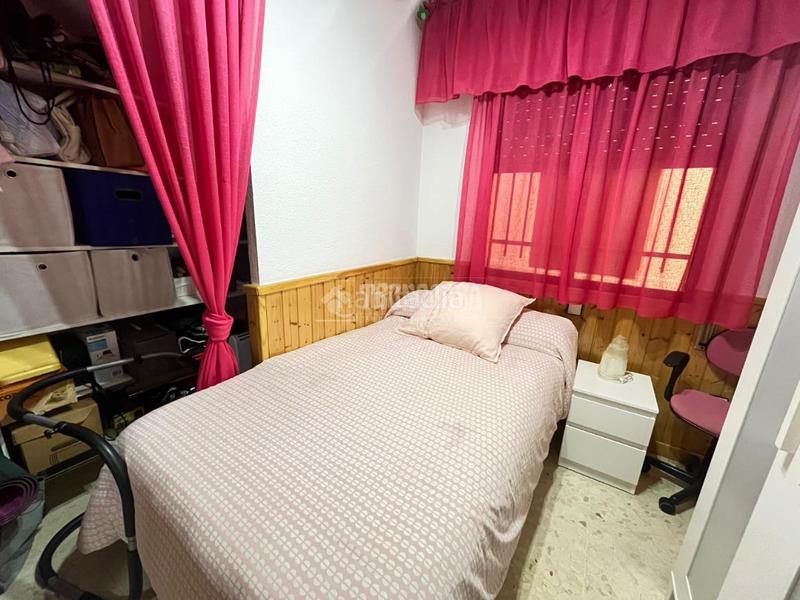 Foto af5f20db-b8d3-4bfe-afd6-d004091b4450. Towny house with heating in Carretera de Córdoba - Libertad Puertollano