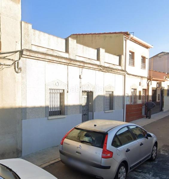 Foto e25794ef-3f15-49a7-9f7f-6af3345c9c58. Towny house with heating in Carretera de Córdoba - Libertad Puertollano