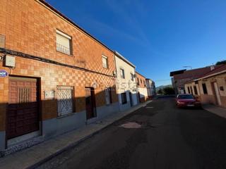 Casa  N/a. Casa en venta en puertollano